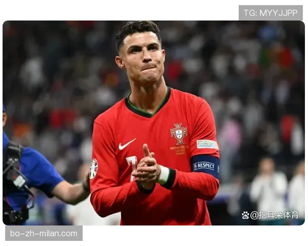 C罗的核心争议点：时代反差与形象塑造的持续张力