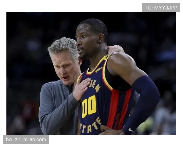 库明加挡拆制造威胁拉开空间 提升勇士进攻多样性